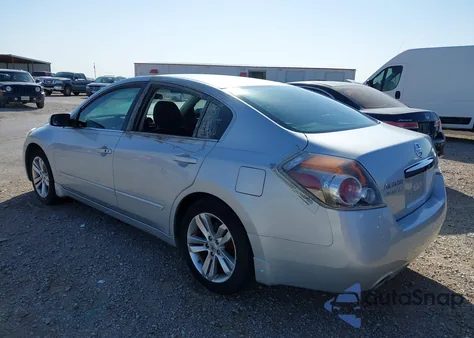 2011 Nissan Altima 3.5 Sr z USA, uszkodzony, nr VIN 1N4BL2AP0BN492645